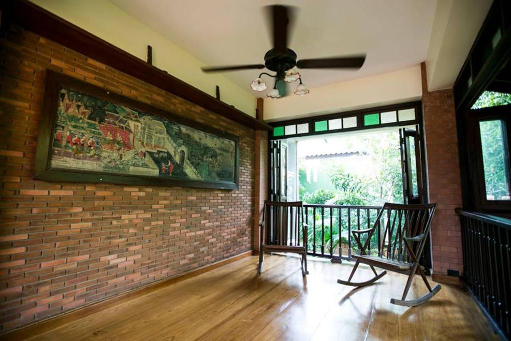 Tewa Boutique Hotel Bangkok Exterior photo